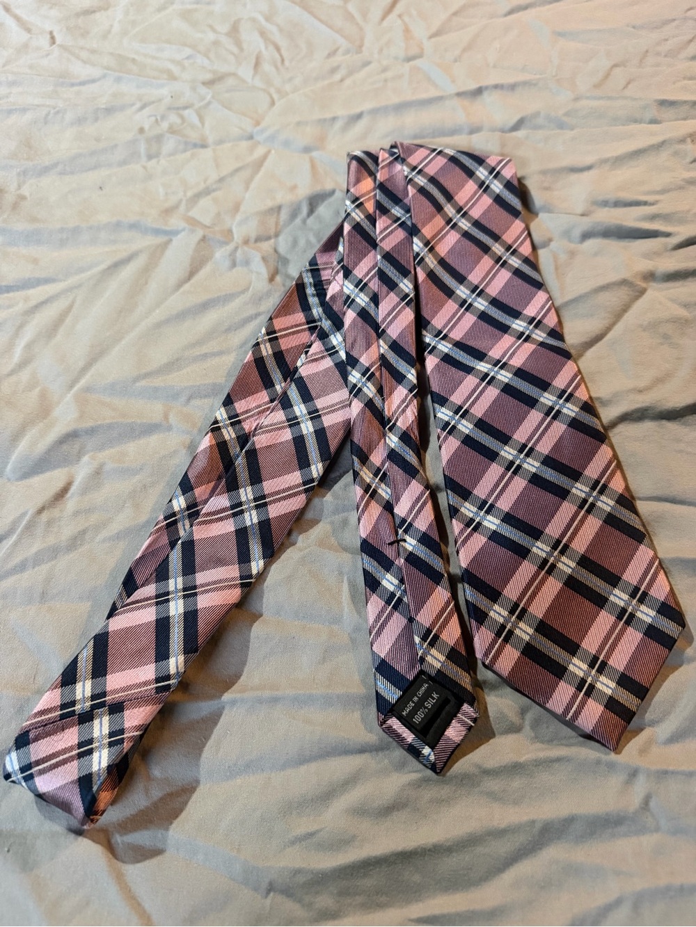 Arrow Pink and Navy Plaid Silk-Blend Men's Tie